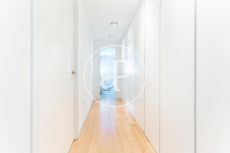 Foto ff2e51ff-6ee4-4519-bc77-117265953502. Casa chalet en urbanización los monasterios alfinach. en Sagunt