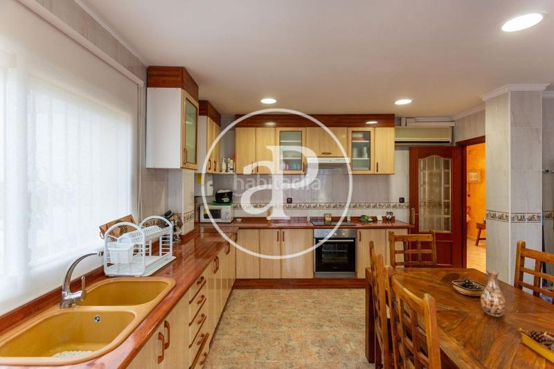 Foto 053aff4b-b625-435d-89be-7211809b70b9. Casa con parcheggio piscina in Turís