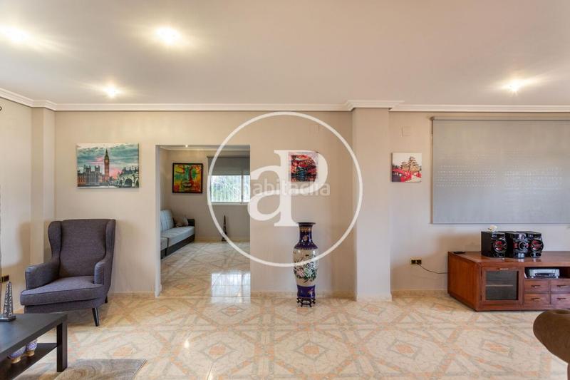 Foto 2e56ad99-e7d6-4dbb-839e-c9f331e8e959. Casa con parcheggio piscina in Turís