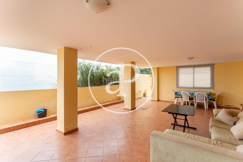 Foto 3ef2f886-4a1d-402c-a531-0052e98bf797. Casa con parcheggio piscina in Turís