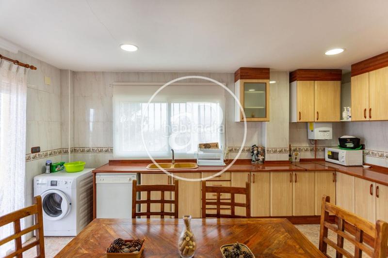 Foto 521ca68a-0d5e-4a0f-9835-52372c2ecf8b. Casa con parcheggio piscina in Turís