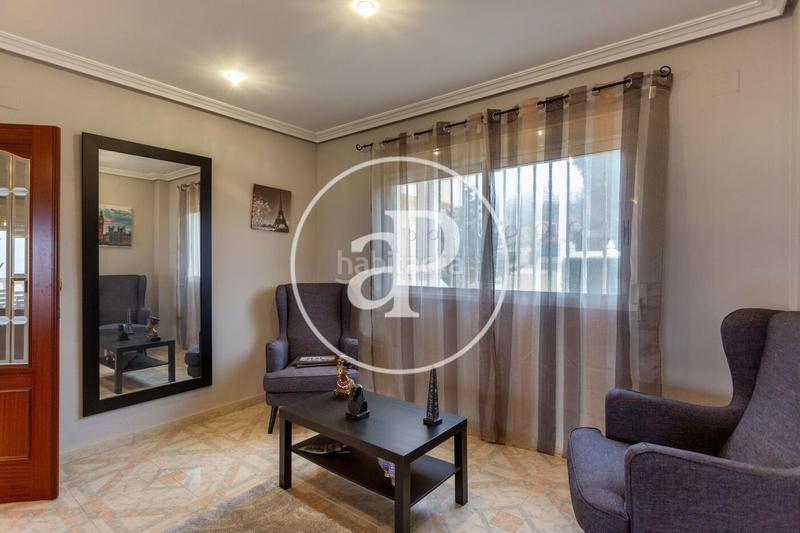 Foto 7ca70c40-8a85-4d36-b259-bca9cc6b908f. Casa con parcheggio piscina in Turís