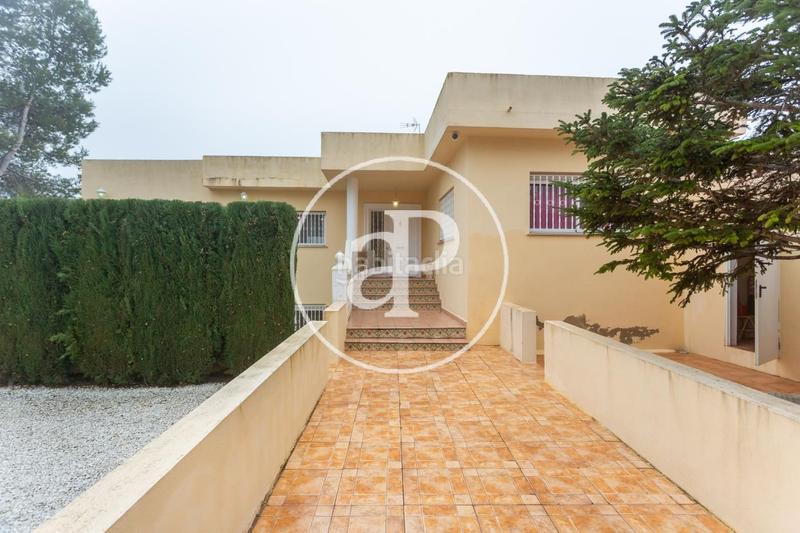 Foto 84cb3923-93de-4090-bb32-22bd98de5669. Casa con parcheggio piscina in Turís