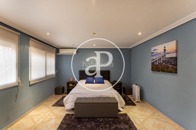 Foto ddf7ee44-eddf-4bd9-b706-5851989fa098. Casa con parcheggio piscina in Turís