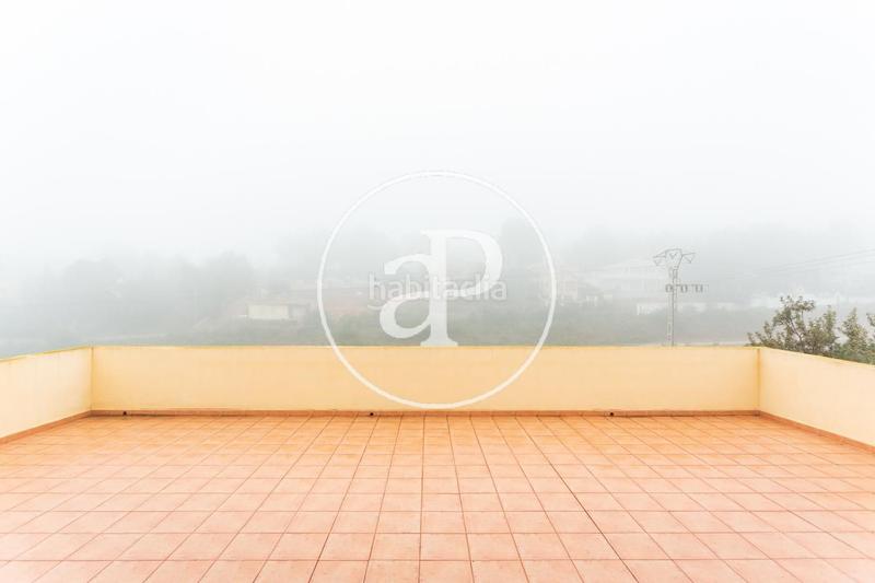 Foto ebbf54a8-9722-46c9-983b-73a9e0d6e6e5. Casa con parcheggio piscina in Turís