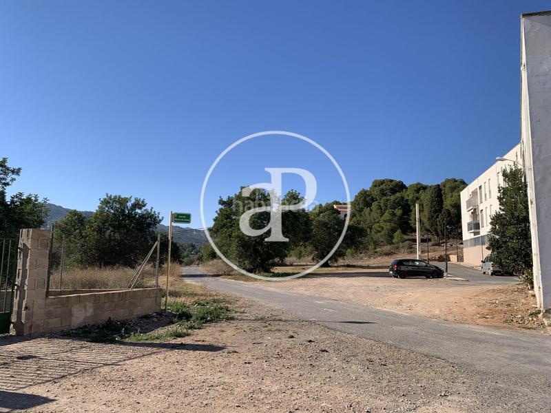 Foto df4c3e18-19ed-4760-892e-6ce7a0da09bb. Terreny residencial a Estivella