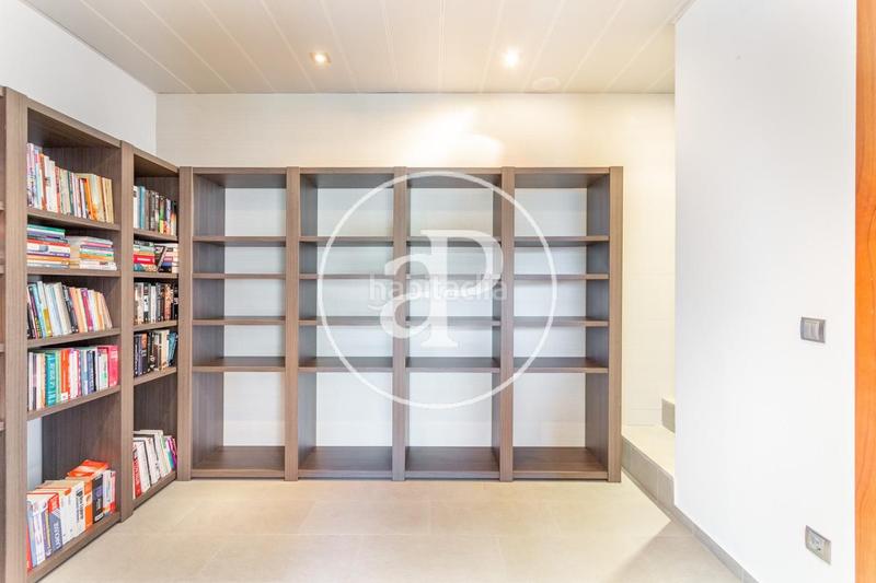 Foto 5c5c0e03-4abc-4d07-9ef0-b06f332e66bf. Casa amb calefacció aparcament piscina a Centro-El Castillo Sagunt