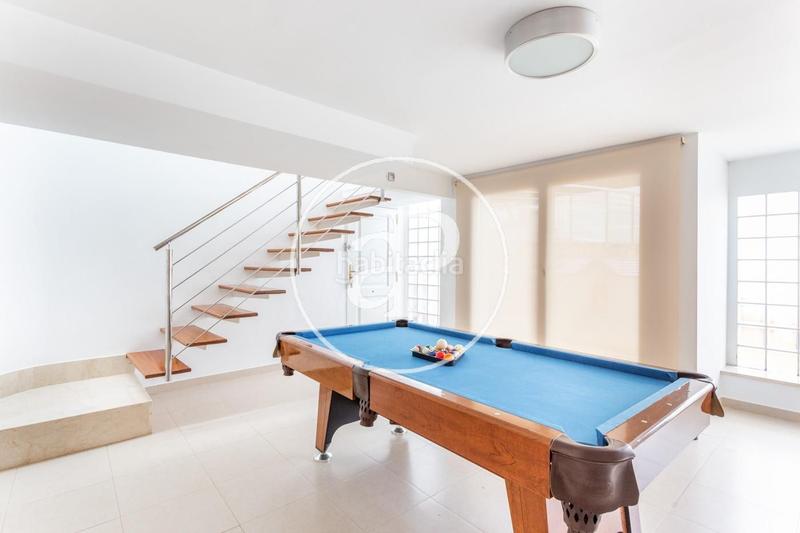 Foto 9c31b6a8-62e4-4f5b-897c-0dc3dea66eaa. Casa amb calefacció aparcament piscina a Centro-El Castillo Sagunt