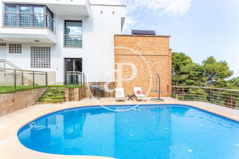 Foto dd326dd1-9dfa-403c-8969-0c4ac427e84e. Casa amb calefacció aparcament piscina a Centro-El Castillo Sagunt