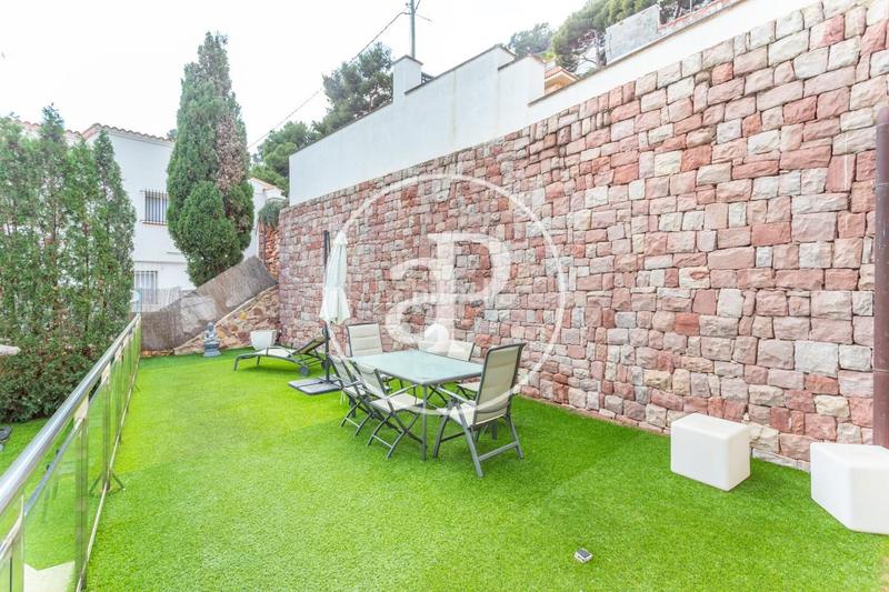 Foto f3983ea4-7776-4d3d-9bf6-f318c67f9b14. Casa amb calefacció aparcament piscina a Centro-El Castillo Sagunt