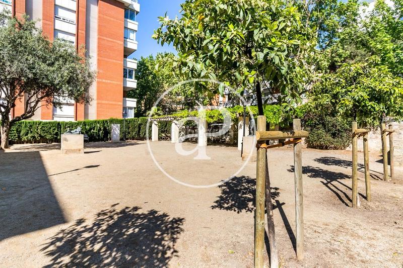 Foto 0ab79c8a-3989-4cea-9362-a50b71f3d192. Location appartement avec chauffage dans L´Antiga Esquerra de l´Eixample Barcelona