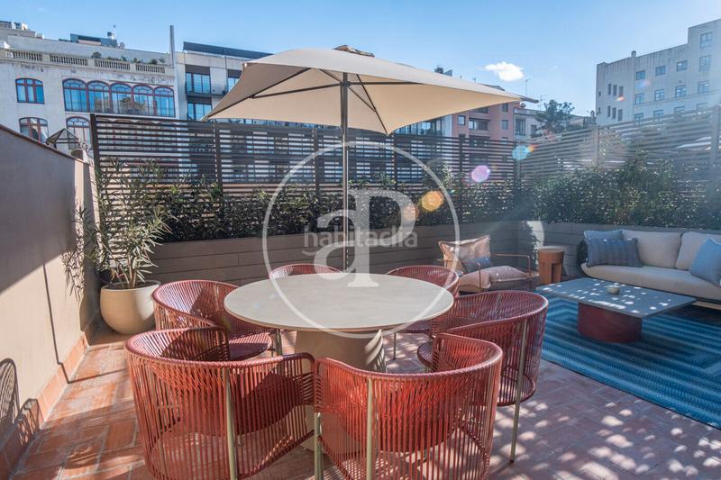 Foto e07fd31a-287f-4b54-a0f4-61d3b177f305. Rent flat with heating parking pool in Dreta de l´Eixample Barcelona