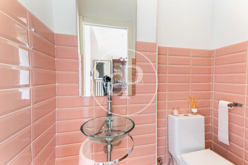 Foto f7961a6f-35e9-4425-ad34-864e63de1eaf. Appartamento con riscaldamento in Sant Antoni Barcelona