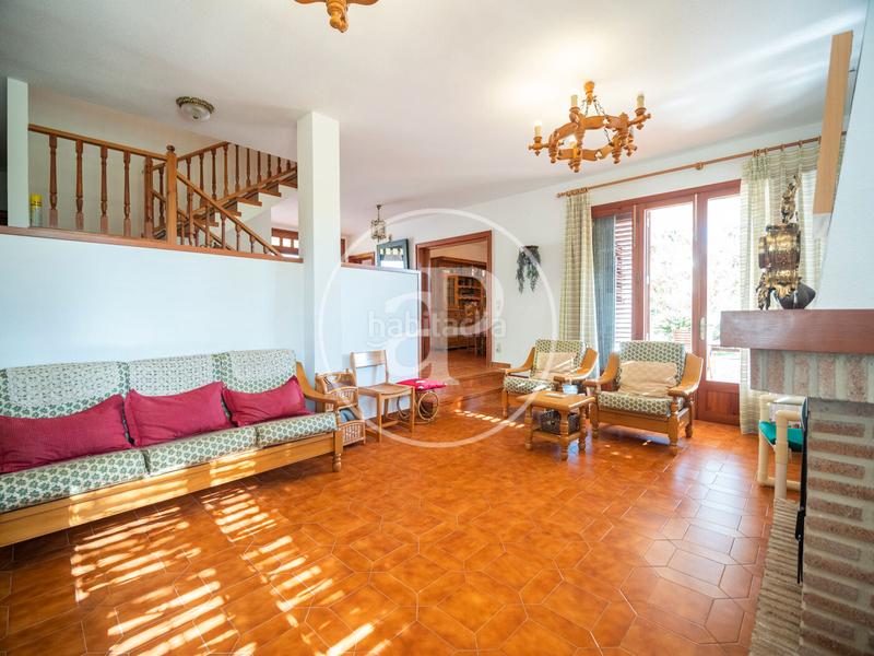 Foto 03b6bab9-b067-4565-baf0-5a2774b34a0b. Casa con riscaldamento parcheggio piscina in Alfinach - Monasterios Puçol