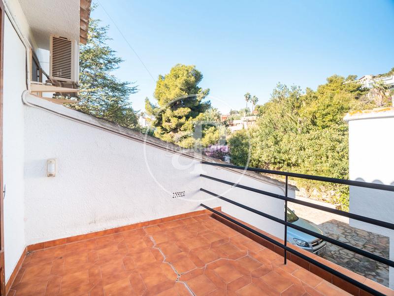 Foto 54ab64e6-11e1-4cdb-ad09-ed995fb13794. Casa con riscaldamento parcheggio piscina in Alfinach - Monasterios Puçol