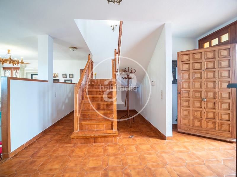 Foto 8eaf7f7b-bcc6-4953-84ed-daba0d74d47e. Casa con riscaldamento parcheggio piscina in Alfinach - Monasterios Puçol