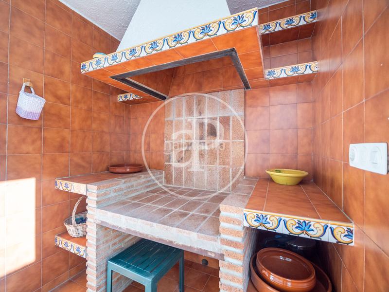 Foto be27d3be-6e0a-48b2-994e-7c26fd80a3d4. Casa con riscaldamento parcheggio piscina in Alfinach - Monasterios Puçol