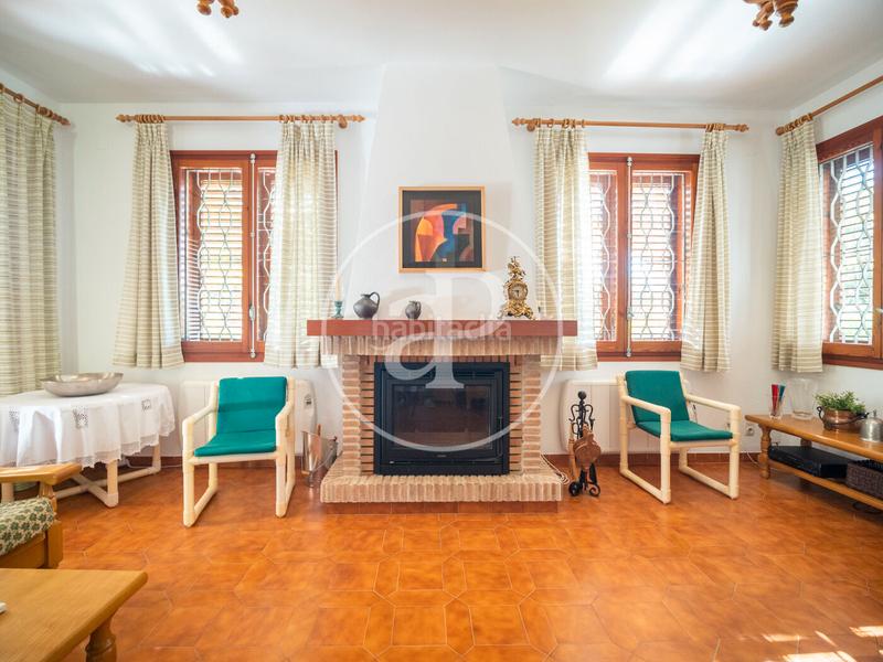 Foto da275691-a73b-43b4-a00c-edd2173d8c64. Casa con riscaldamento parcheggio piscina in Alfinach - Monasterios Puçol