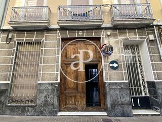 Casa adossada a Sueca. Casa en venta en el casco historico de sueca