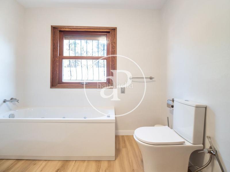 Foto 0bbffdc0-f870-44ce-893c-e58ede10c0d2. Maison avec chauffage parking piscine dans Alameda Park Manises