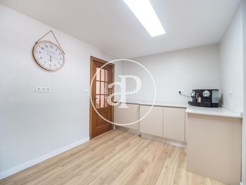 Foto 0da1a689-26c3-4ded-87ba-ba1b4d54c4e9. Maison avec chauffage parking piscine dans Alameda Park Manises