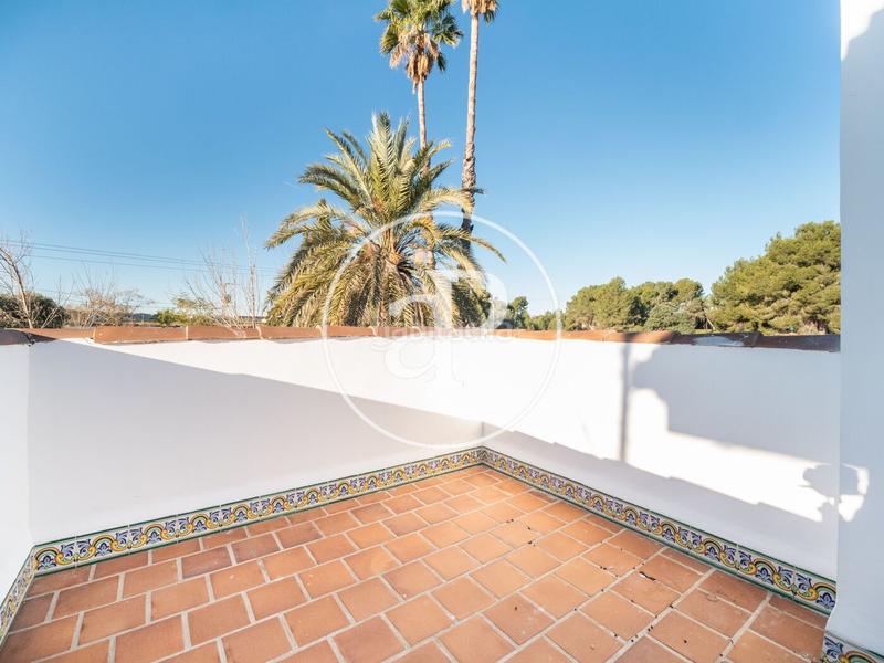 Foto 457db648-fd01-41b6-bff0-d6af4a0ba048. Maison avec chauffage parking piscine dans Alameda Park Manises