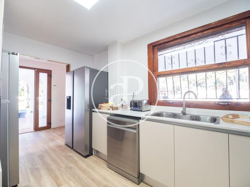 Foto 9082ee25-1d34-4912-b54f-9cebf81181c3. Maison avec chauffage parking piscine dans Alameda Park Manises