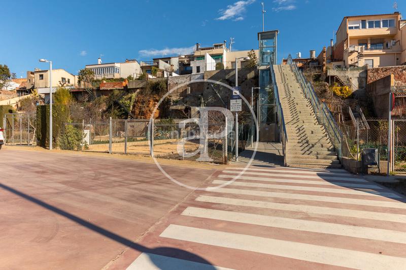 Foto 9e98db55-89f5-46a3-a1b6-b66c7bc510cc. Terreno residencial en Matadepera