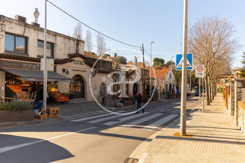 Foto 42b2007a-c02f-4c79-b88f-e6d6cb61d1eb. Maison avec chauffage parking piscine dans Mira-sol Sant Cugat del Vallès