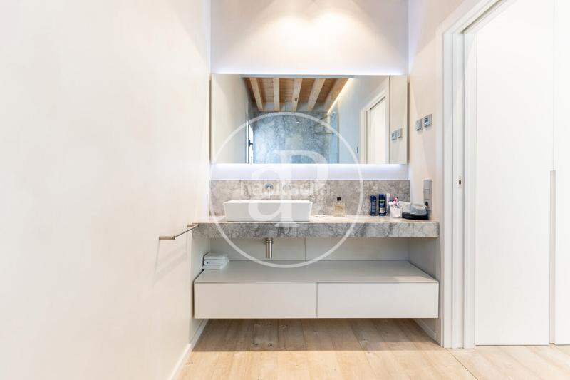 Foto 7caaa16e-afc5-4f9d-8fbb-2471abd038c1. Maison avec chauffage parking piscine dans Mira-sol Sant Cugat del Vallès