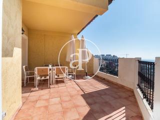 Casa aparellada a El Faro. Chalet pareado en venta de 3 habitaciones en cap blanc