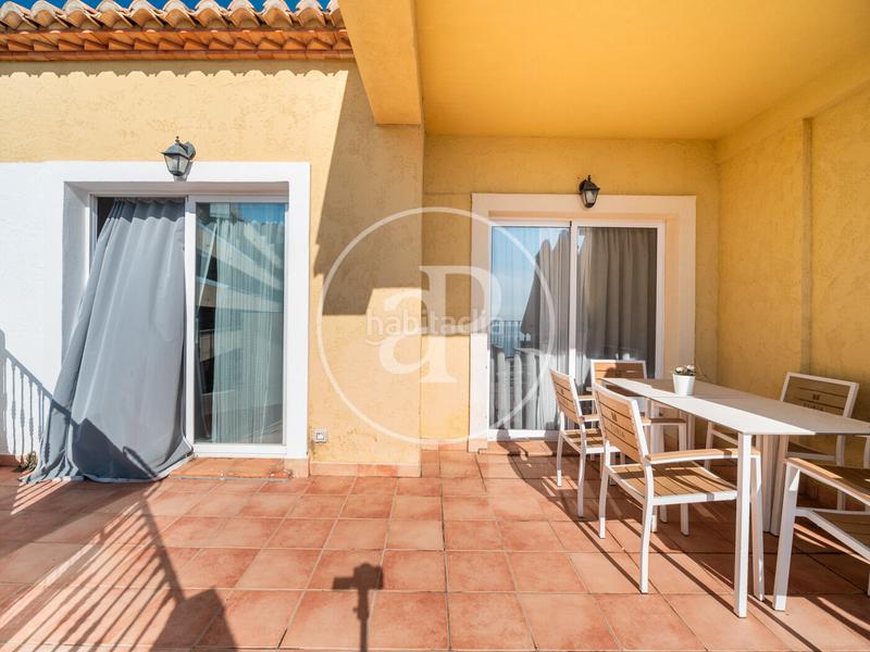 Foto e9531085-afde-4ee4-ba23-83080f9247e5. Casa pareada chalet pareado en venta en El Faro Cullera
