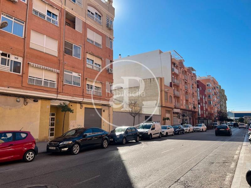 Foto 25b33ce7-8357-4cab-bcae-4b504f3fcc8b. Terreno residencial en Avenida de Abril-9 de Octubre Sagunt