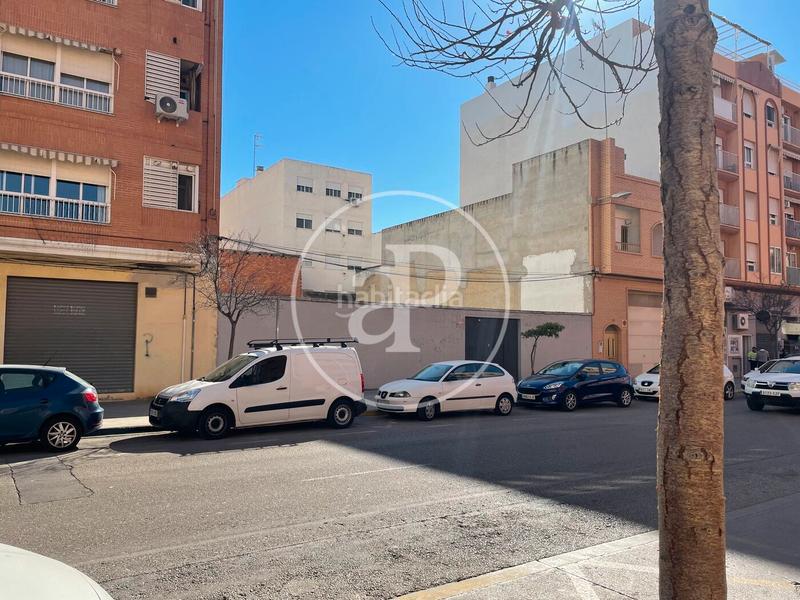 Foto 374f0f18-30b6-4a8b-8d3a-53127d9064f3. Terreno residencial en Avenida de Abril-9 de Octubre Sagunt