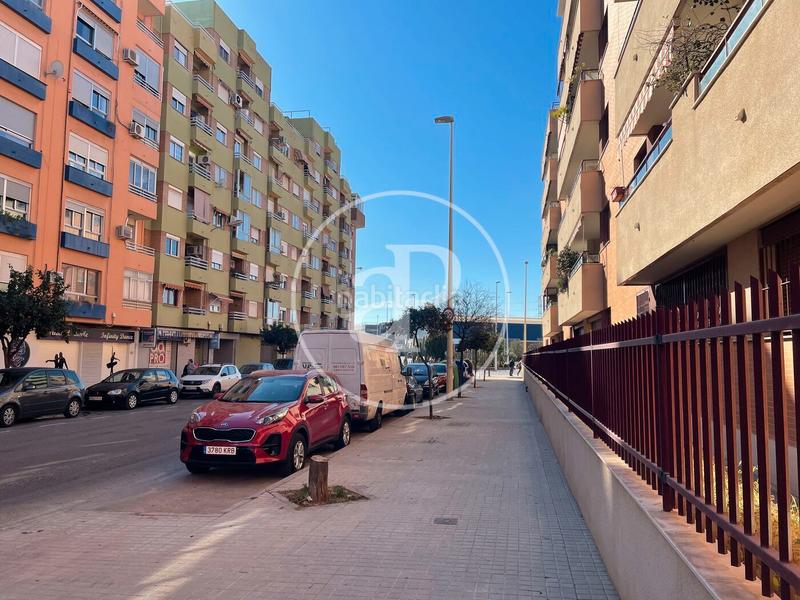 Foto 37f2b55d-6134-4ff0-89c1-b15868f39cb2. Terreno residencial en Avenida de Abril-9 de Octubre Sagunt