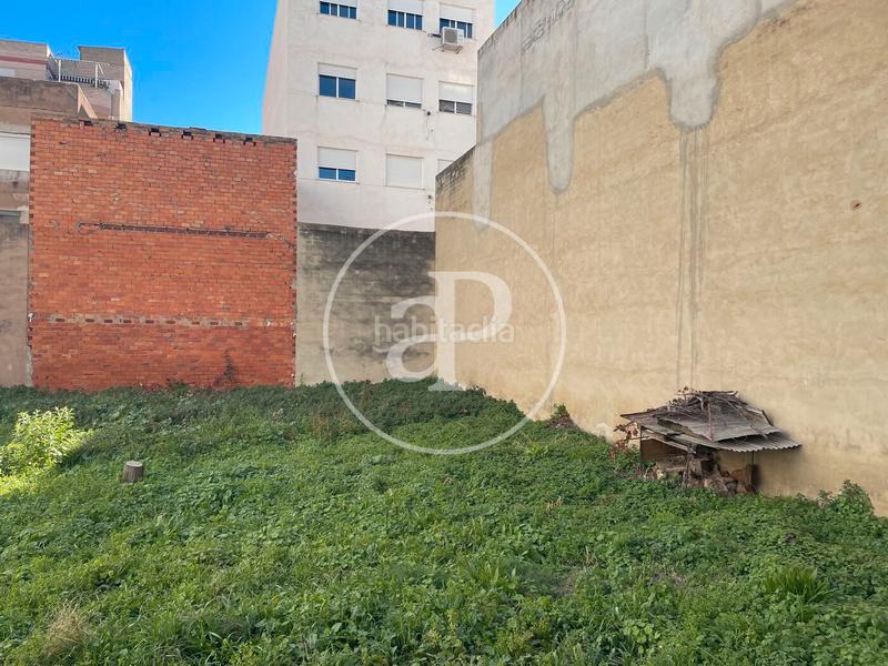Foto c5694162-695a-419f-b4b9-dd82d79190cc. Terreno residencial en Avenida de Abril-9 de Octubre Sagunt
