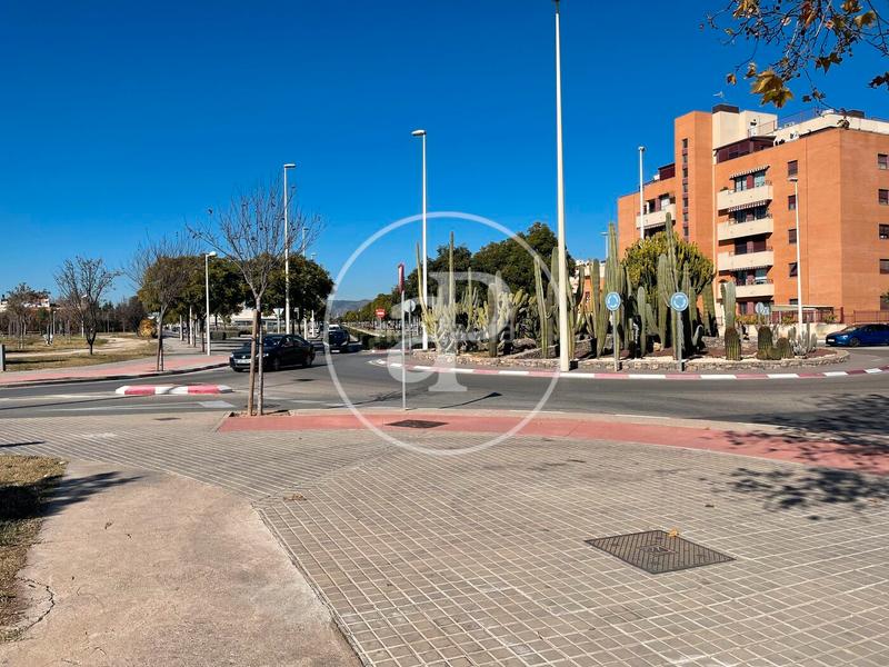 Foto e94350d6-92d2-4145-9781-3210811eeec3. Terreno residencial en Avenida de Abril-9 de Octubre Sagunt