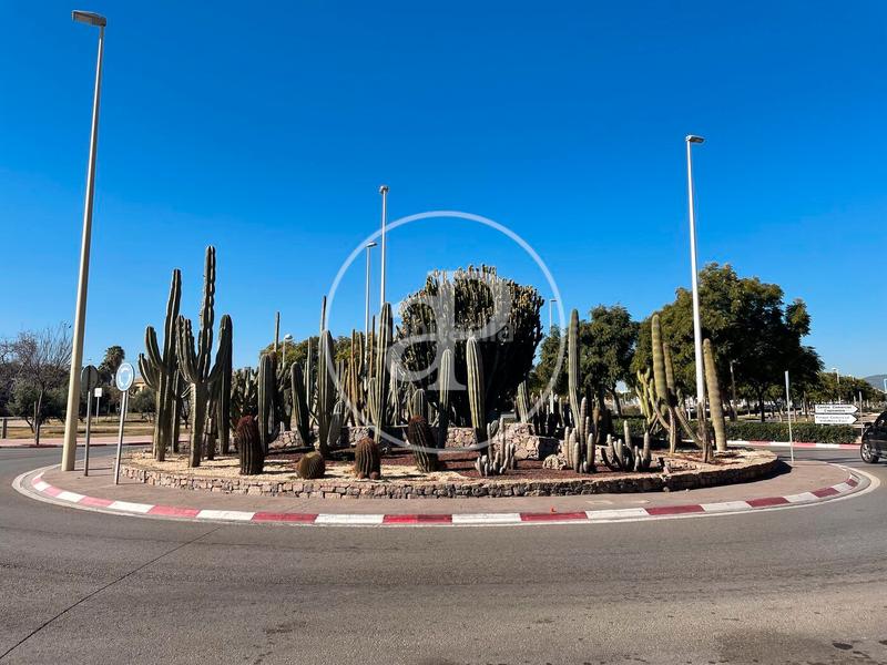 Foto ae2fdc5d-90e0-47d0-b946-da0d09bd50d6. Wohngrundstück in Avenida de Abril-9 de Octubre Sagunt