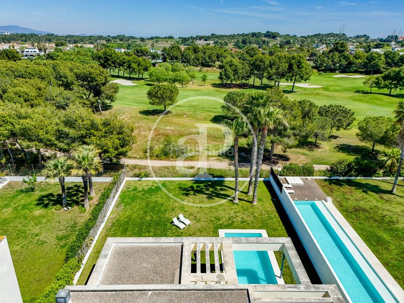 Foto 1c111f99-d90f-4899-ac01-026f7a6b46aa. Casa amb calefacció aparcament piscina a Torre en Conill-Cumbres de San Antonio Bétera