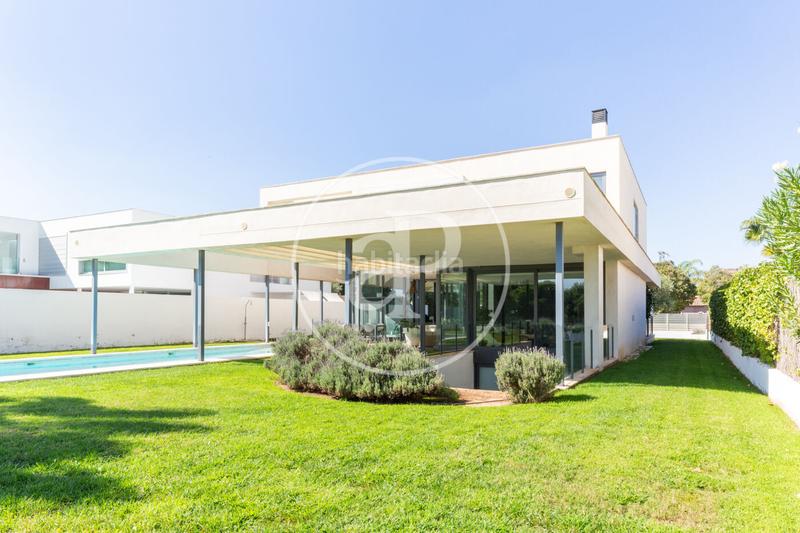 Foto 2c372e11-3d41-4fe5-83e9-5a74819d8485. Casa con riscaldamento parcheggio piscina in Torre en Conill-Cumbres de San Antonio Bétera