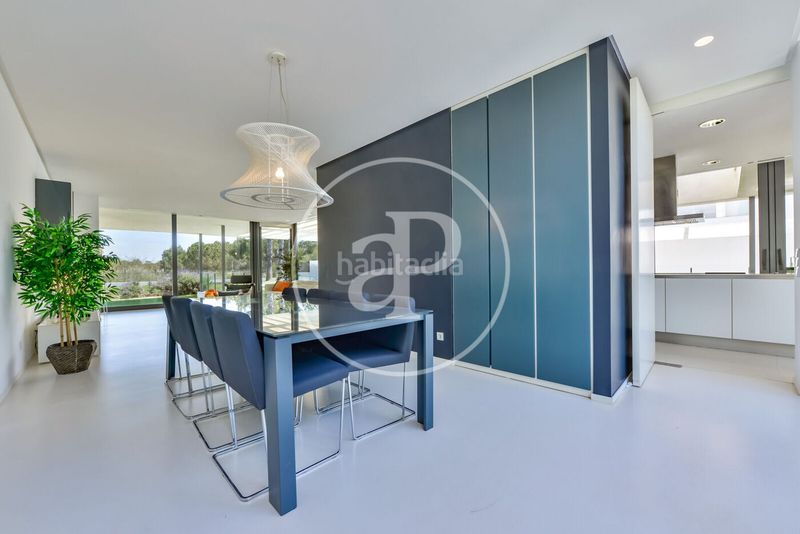Foto 5145acca-9759-4184-b907-e4bee747ef86. Casa amb calefacció aparcament piscina a Torre en Conill-Cumbres de San Antonio Bétera