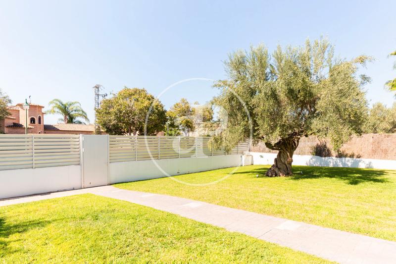 Foto 7d52d67f-f9d0-40ae-a2a7-0d8d8db28093. Casa con riscaldamento parcheggio piscina in Torre en Conill-Cumbres de San Antonio Bétera