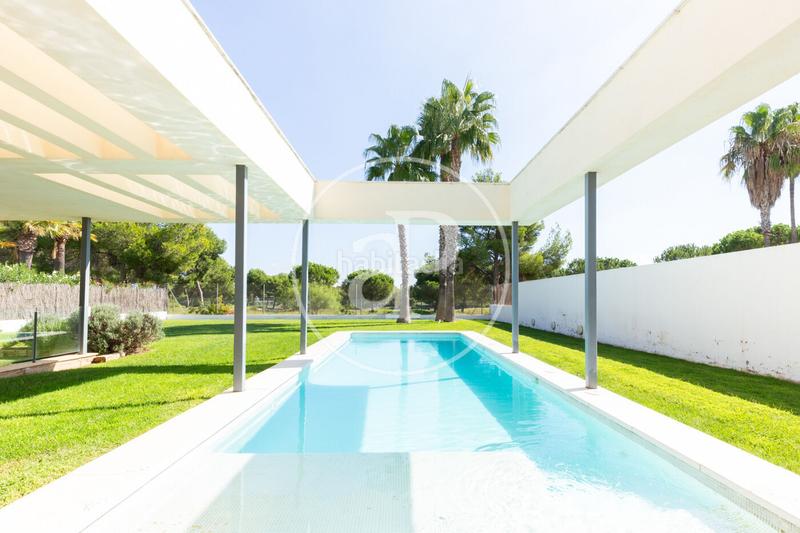 Foto a4d5b344-5649-4cc0-bb30-6ccf27882ee8. Casa con riscaldamento parcheggio piscina in Torre en Conill-Cumbres de San Antonio Bétera