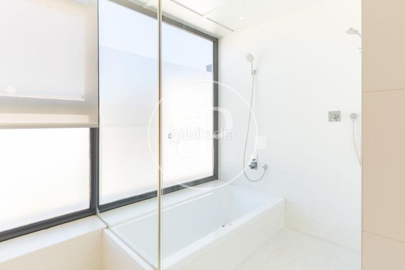 Foto be7faaef-35be-4228-88da-e0f334fb56a6. Casa con riscaldamento parcheggio piscina in Torre en Conill-Cumbres de San Antonio Bétera