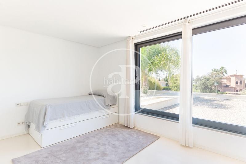 Foto c38974d8-0b09-40fa-a510-a601390ef1d6. Casa con riscaldamento parcheggio piscina in Torre en Conill-Cumbres de San Antonio Bétera