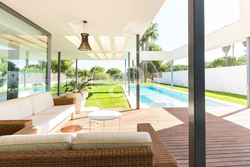 Foto cbc9ee43-6d2b-4f4d-8f10-cd71b322566a. Casa con riscaldamento parcheggio piscina in Torre en Conill-Cumbres de San Antonio Bétera