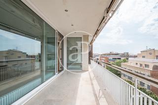 Àtic  C/ dels valero. Ático en venta en turó park