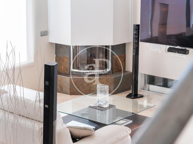 Foto 14073fe8-6f10-4bde-82d7-42de4a68d270. House with heating parking pool in Gilet