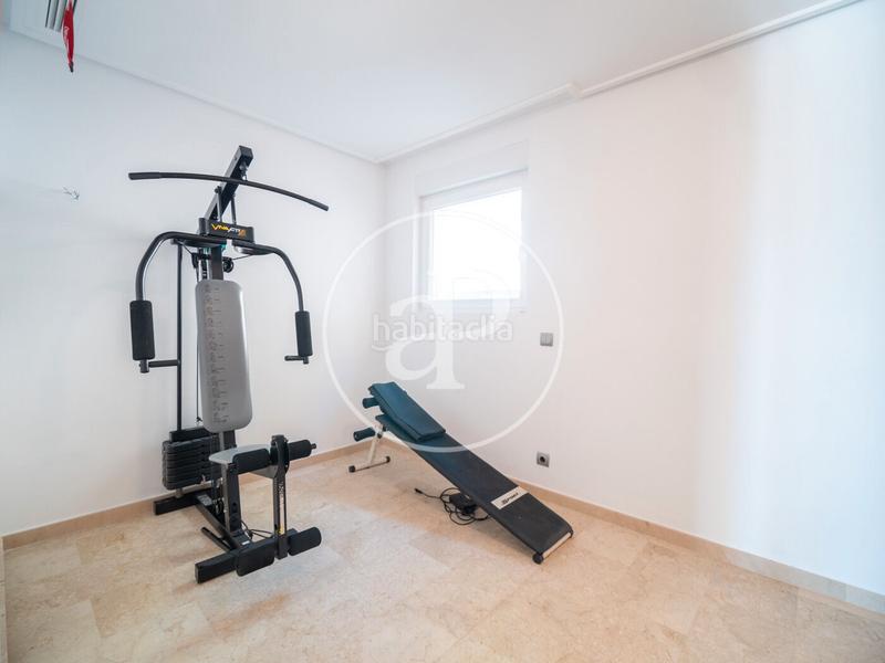 Foto 1a6646f4-f24f-4620-b179-72d75c60e38a. House with heating parking pool in Gilet