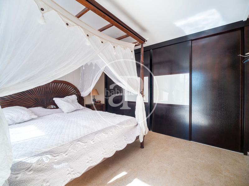 Foto d31d97f3-c551-4056-a8c4-4bbec413ff18. House with heating parking pool in Gilet